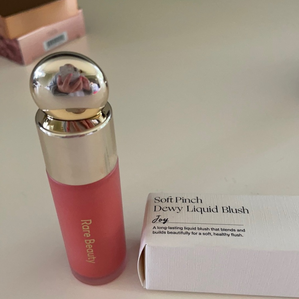 Rare beauty dewy liquid blush “Joy “